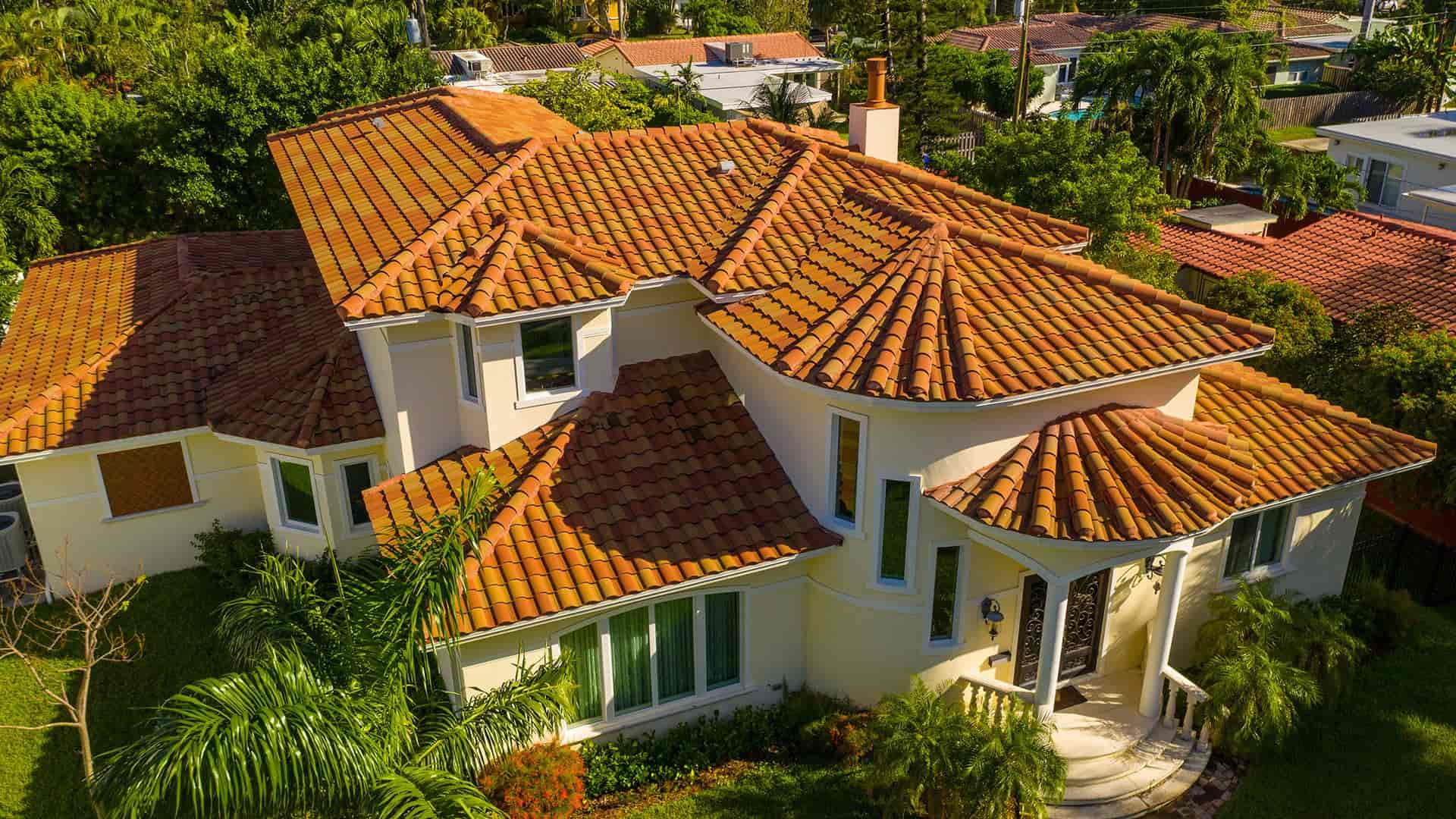 Home Exterior Overhead Banner Image